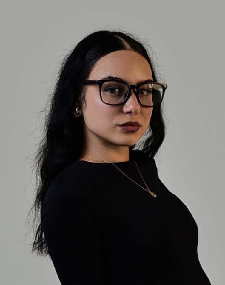Izabela — Marketingová specialistka